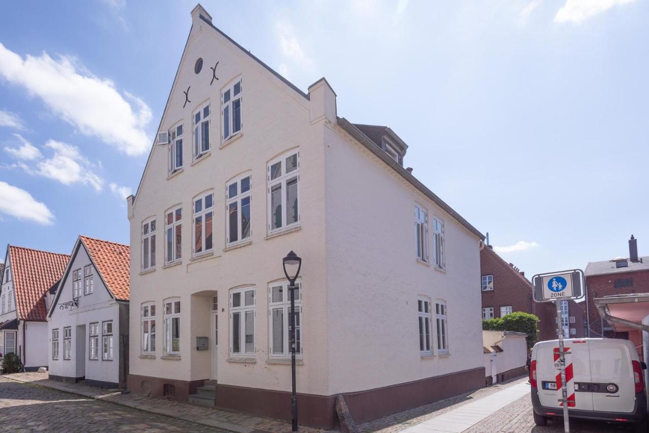 Apartmenthaus Theodor Storm Meeresstrand Husum  Exterior foto